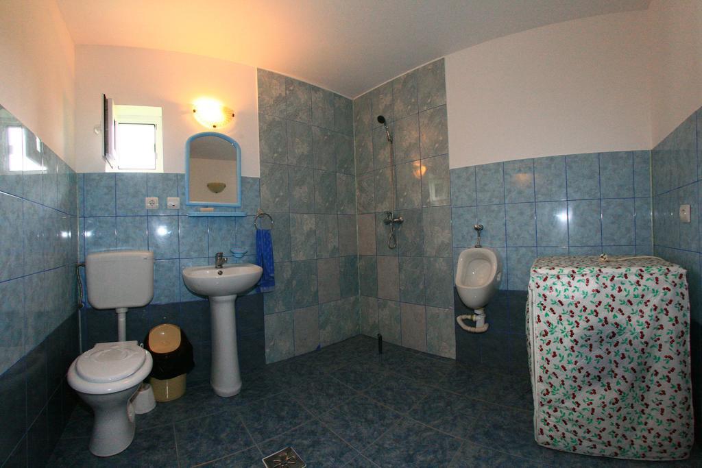 Casa Nelu Pescaru 호텔 마흐무디아 외부 사진
